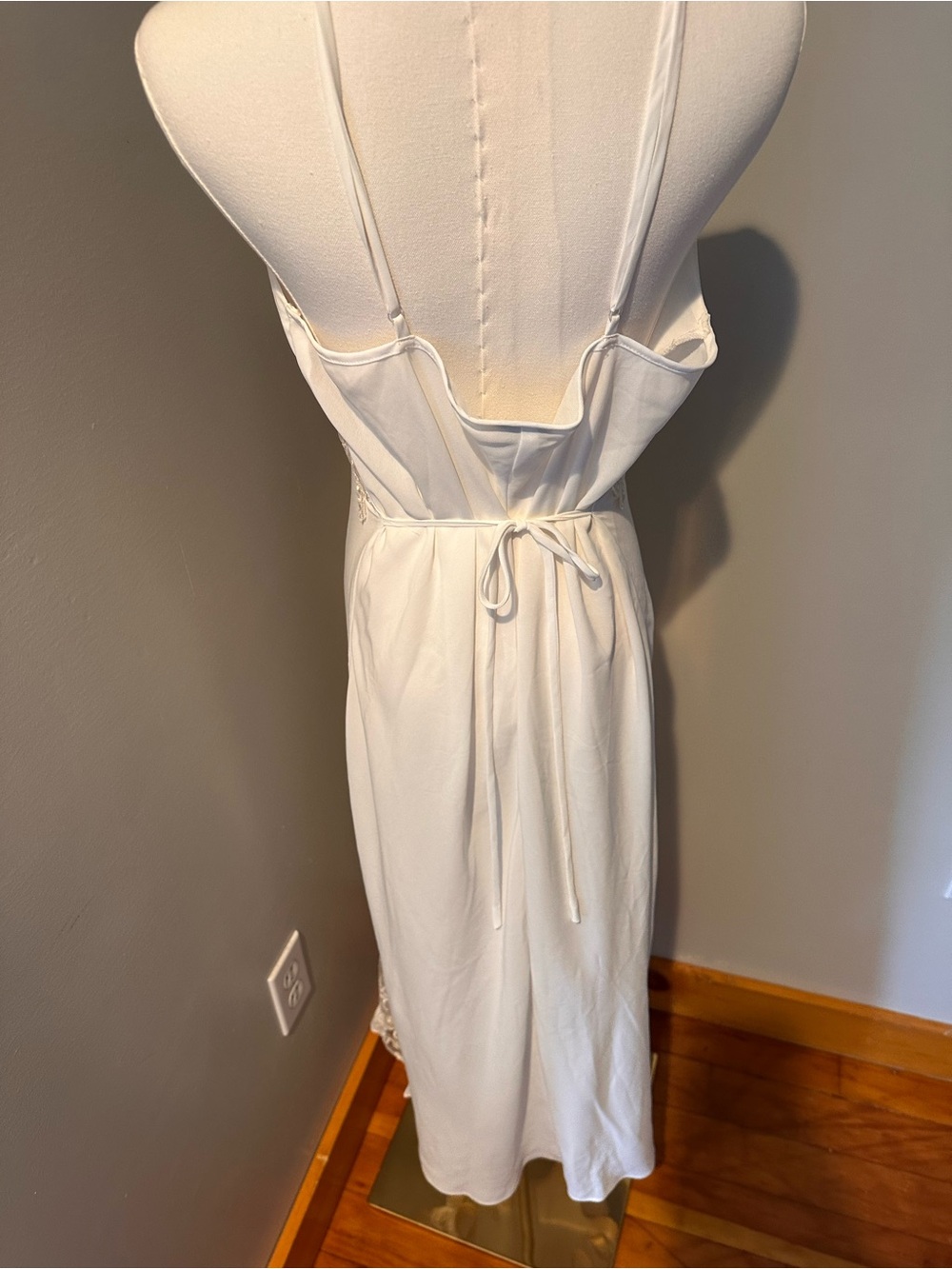 Vintage Denette White Lace-Trim Slip Dress - Picture 14 of 16